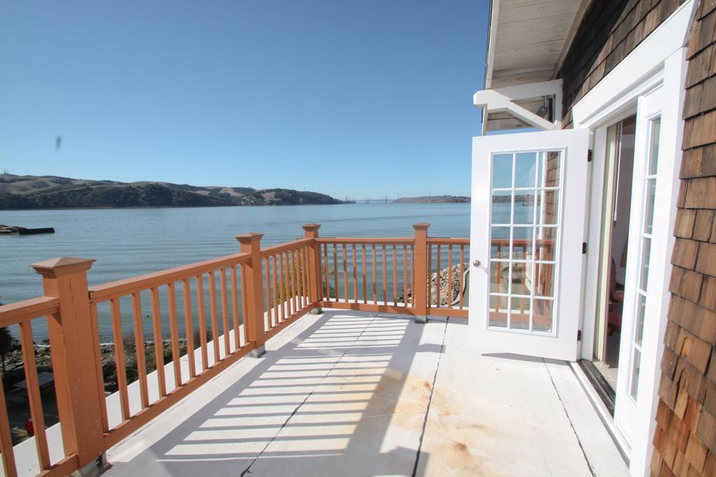 Shorelight Inn Benicia Δωμάτιο φωτογραφία