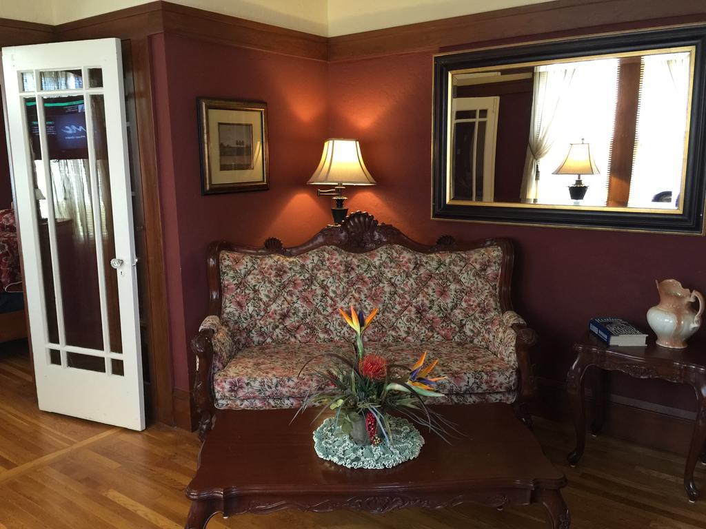 Shorelight Inn Benicia Εξωτερικό φωτογραφία